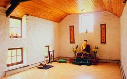 The shrine room at Vajraloka retreat centre